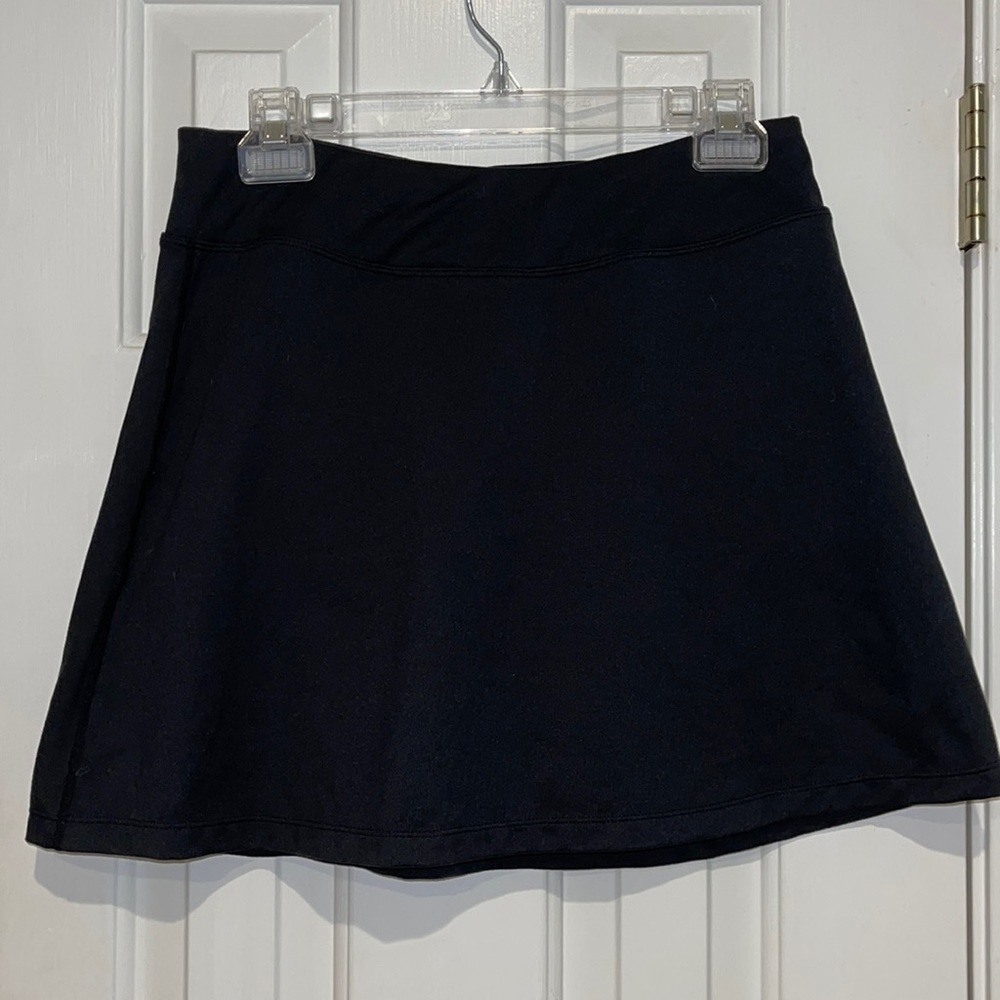 Black Title nine tennis skirt. Size M
